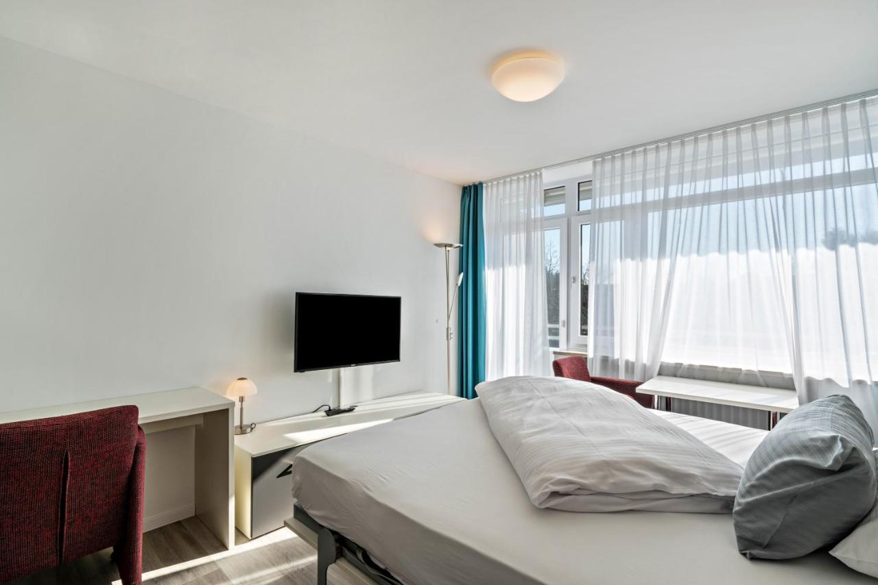 Huber Living Basic 106 Apartment Germering Luaran gambar